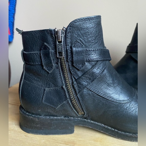 Frye Jayden Cross Strap Leather Boots - Picture 7 of 12